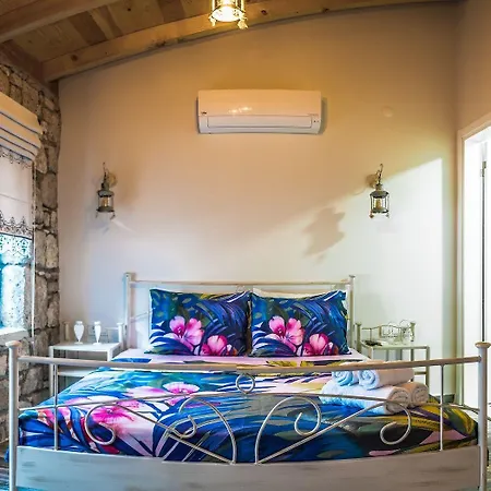 Mavi Ruezgar Alacati (adults Only) Hotel