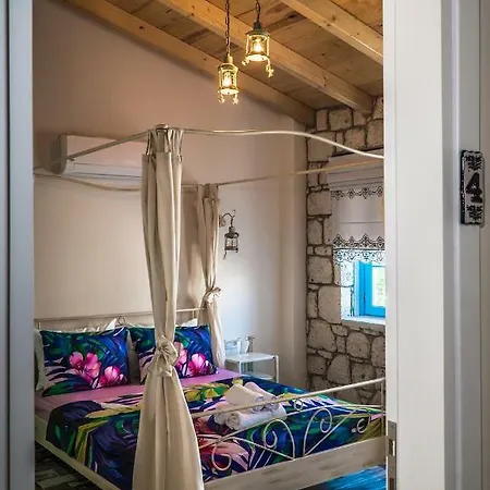 Mavi Ruezgar Alacati (adults Only) Hotel 4*
